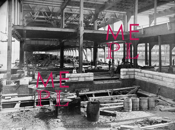 : The shell construction of the goods and passengers hall of N