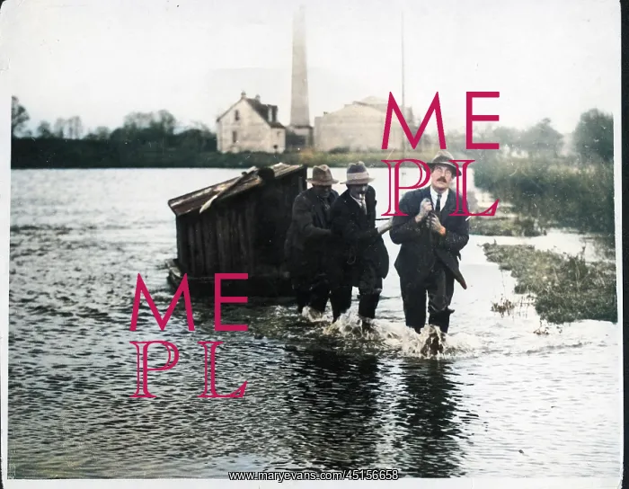 : SHEPPERTON FLOOD 1929 : SHEPPERTON FLOOD 1929