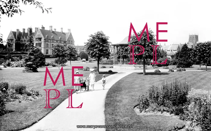  : Sherborne, Pageant Gardens 1924