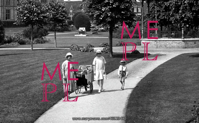  : Sherborne, Perambulator 1924