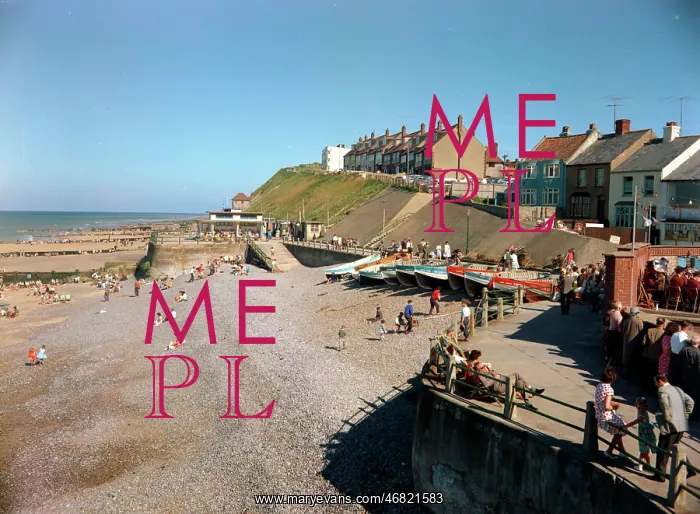 : Sheringham - East End Beach : Sheringham - East End Beach