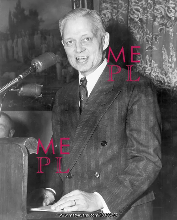 : Sherman Adams (1899-1986) delivering a speech : Sherman Adams (1899-1986) delivering a speech