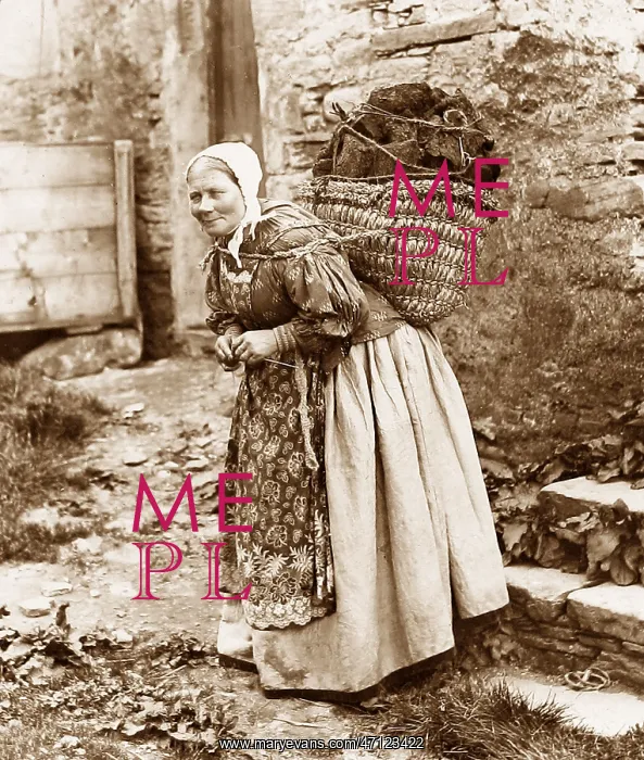  : A Shetland Knitter Victorian period