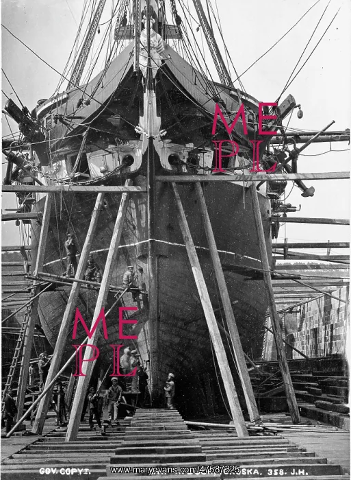 : Ship in dock, Yokosuka, Japan : Ship in dock, Yokosuka, Japan