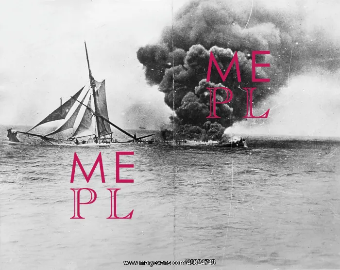 : Ship on fire in mid-ocean, WW1 : Ship on fire in mid-ocean, WW1
