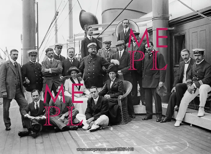 : Ship Travel around 1910 : Ship Travel around 1910