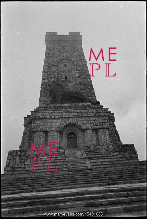 : Shipka Pass - memorial - monument - tower : Shipka Pass - memorial - monument - tower