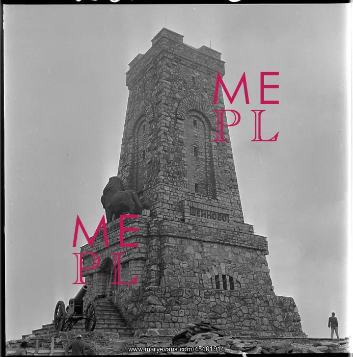 : Shipka Pass - memorial - monument - tower : Shipka Pass - memorial - monument - tower