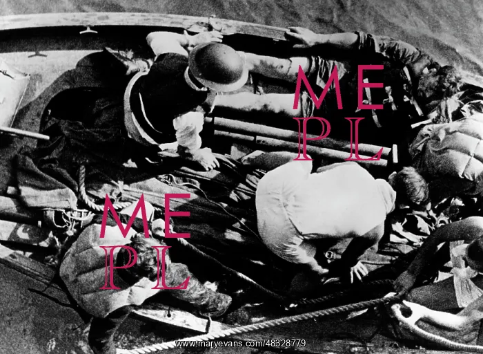 : Shipwrecked British sailors, 1944 : Shipwrecked British sailors, 1944