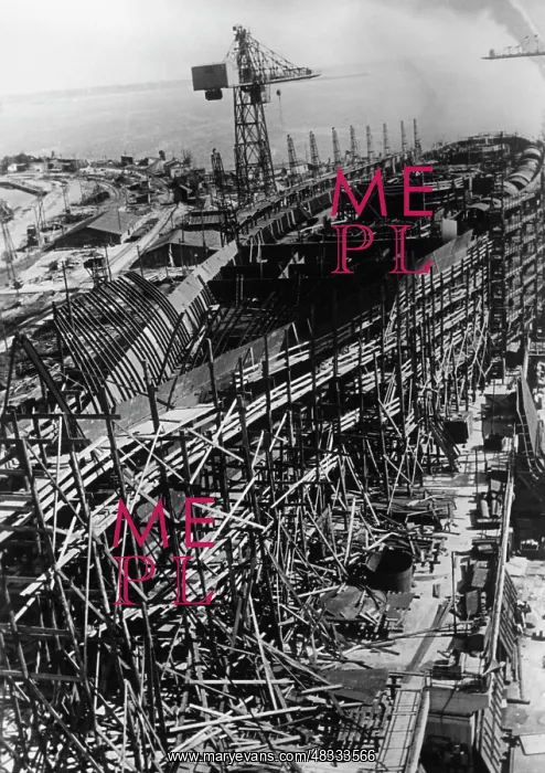 : Shipyard in Nikolaev, 1941 : Shipyard in Nikolaev, 1941