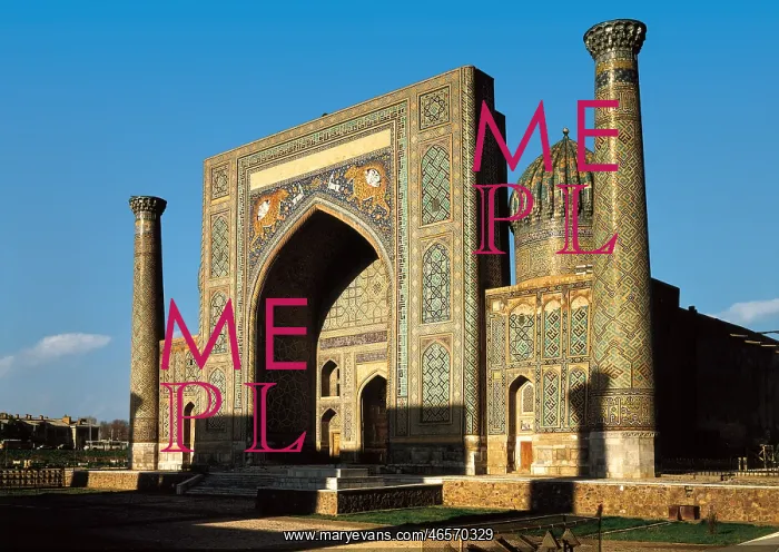  : Shir Dor Madrasa