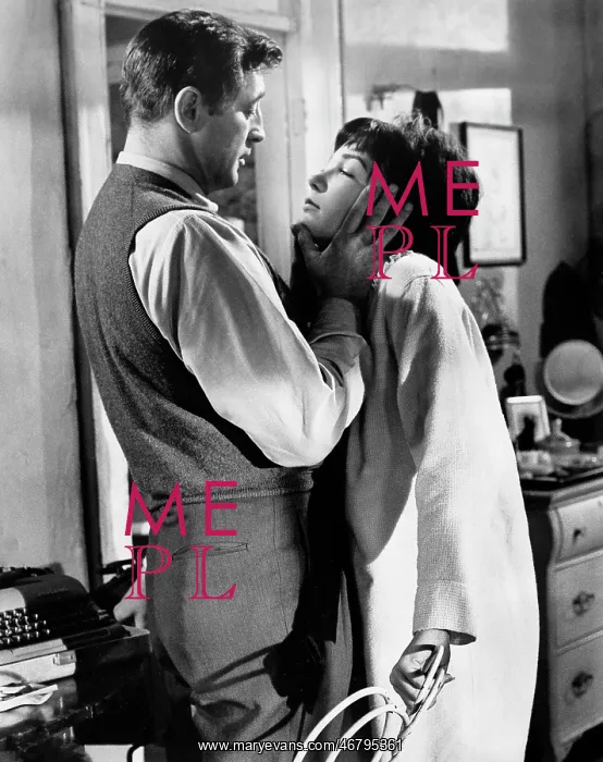 : Shirley MacLaine - Robert Mitchum : Shirley MacLaine - Robert Mitchum