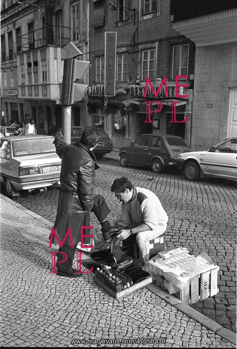 : Shoe shine in street, Lisbon : Shoe shine in street, Lisbon