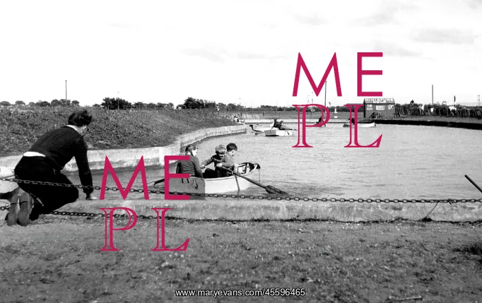  : Shoeburyness, the Childrens Boating Pool c1955