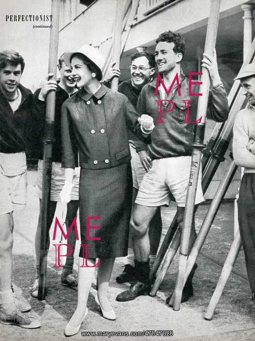 : Shoot for (probably) Vanity Fair - Model and Rowers : Shoot for (probably) Vanity Fair - Model and Rowers