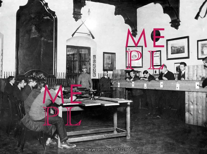 : Shooting classes in Vienna, 1914 : Shooting classes in Vienna, 1914