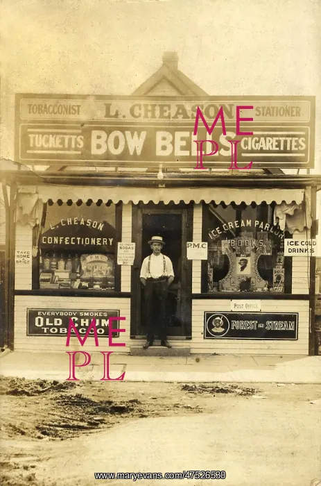 : Shop in Canada 1920 : Shop in Canada 1920