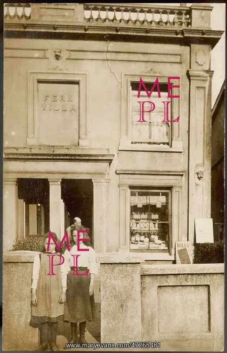  : SHOP IN PRIVATE HOME