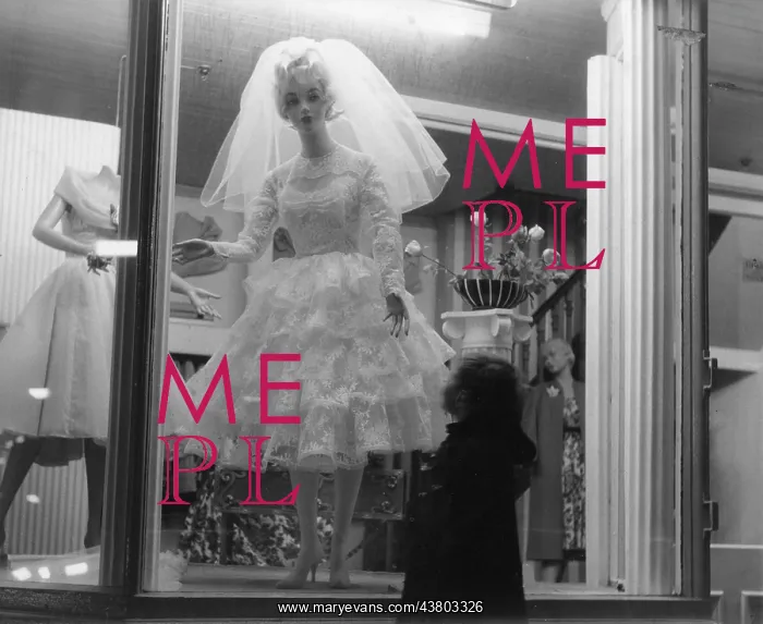  : Shop window display with wedding dress