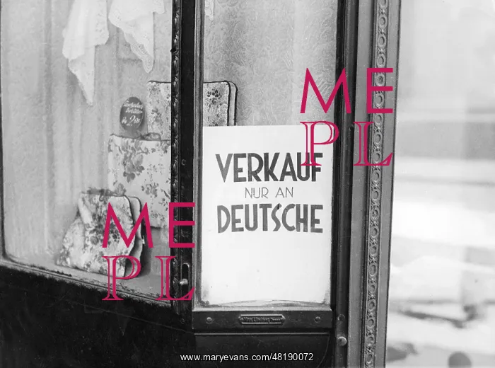 : Shop window of a store in Poznan, 1941 : Shop window of a store in Poznan, 1941