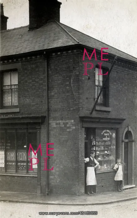 : Shopfront, Blackfield, Glamorgan : Shopfront, Blackfield, Glamorgan