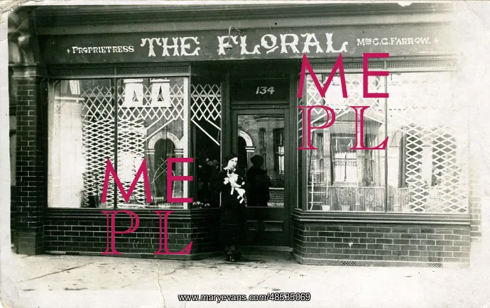 : Shopfront, Lincoln, Lincolnshire : Shopfront, Lincoln, Lincolnshire