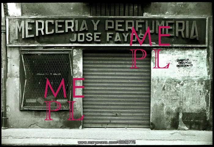  : Shopfront, Valencia, Spain