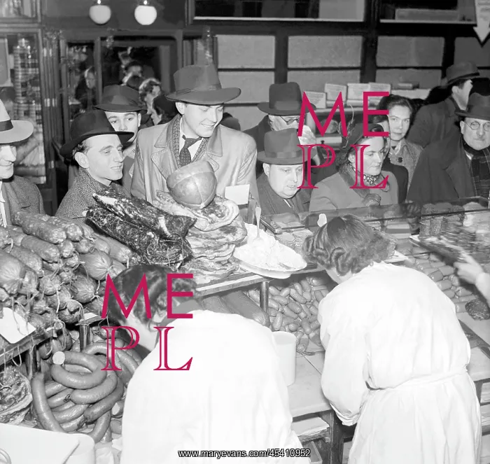 : Shoppers at meat store : Shoppers at meat store
