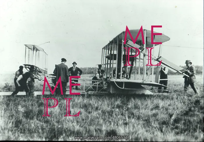 : The Short Biplane No2 which won the Daily Mail prize : The Short Biplane No2 which won the Daily Mail prize