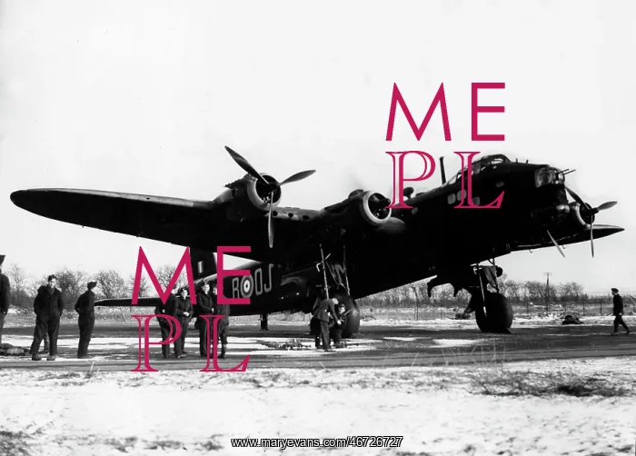 : Short S29 Stirling I front (running-up)