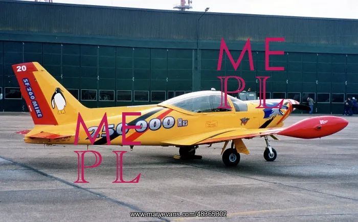 : Siai-Marchetti SF.260M ST-20 : Siai-Marchetti SF.260M ST-20