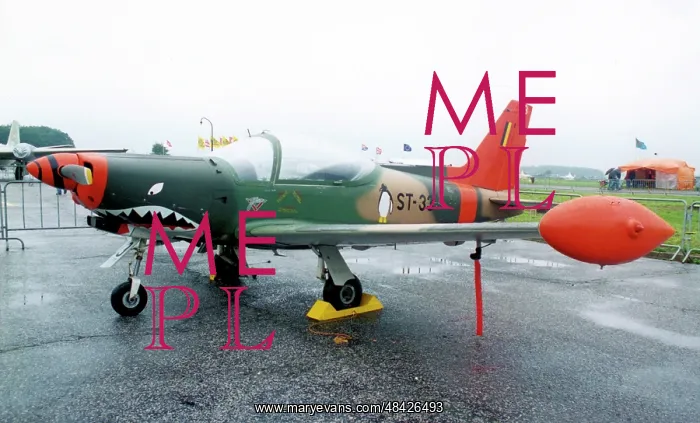 : SIAI-Marchetti SF.260MB ST-33 : SIAI-Marchetti SF.260MB ST-33