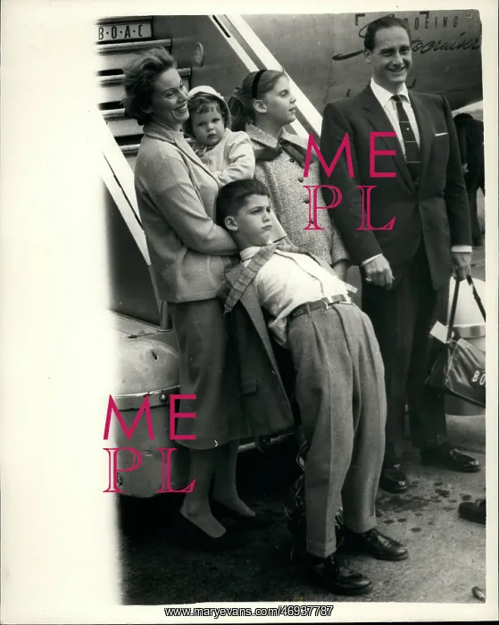 : Sid Caesar, American comedian, and family, London : Sid Caesar, American comedian, and family, London
