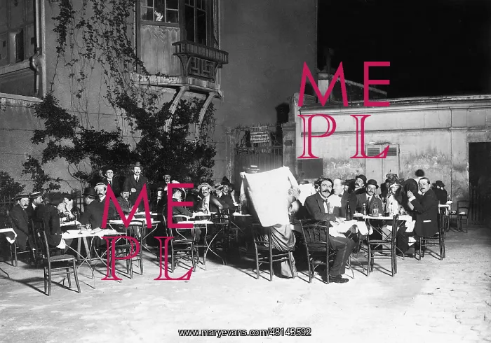 : Sidewalk cafe in Paris, 1913 : Sidewalk cafe in Paris, 1913
