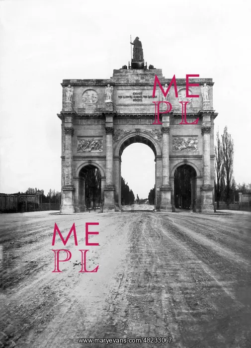 : The Siegestor (victory gate) in Munich around 1900 : The Siegestor (victory gate) in Munich around 1900