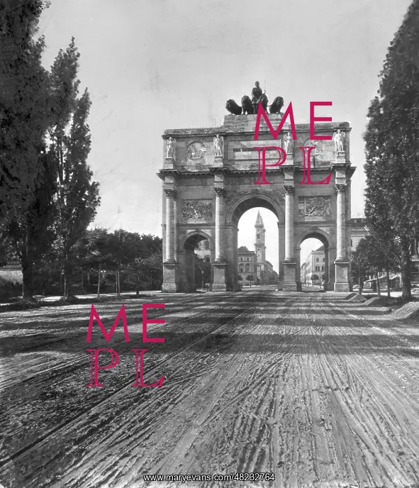 : The Siegestor (victory gate) in Munich : The Siegestor (victory gate) in Munich