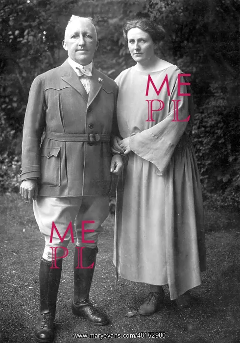 : Siegfried Wagner with Winifred, 1927 : Siegfried Wagner with Winifred, 1927