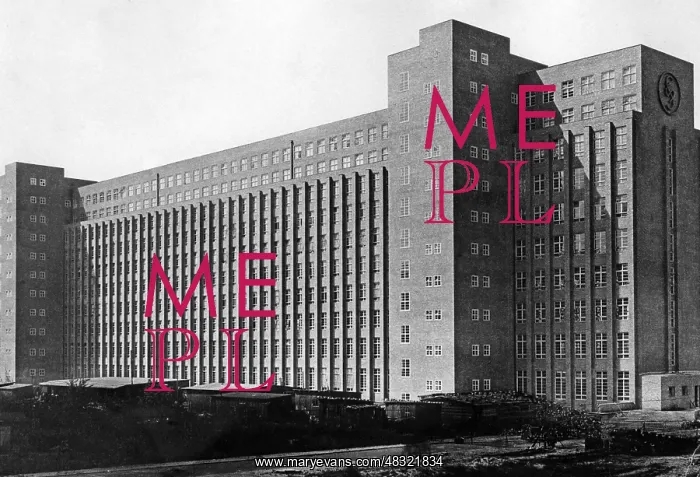: Siemens-Schuckert-Werke building in Berlin, 1928 : Siemens-Schuckert-Werke building in Berlin, 1928