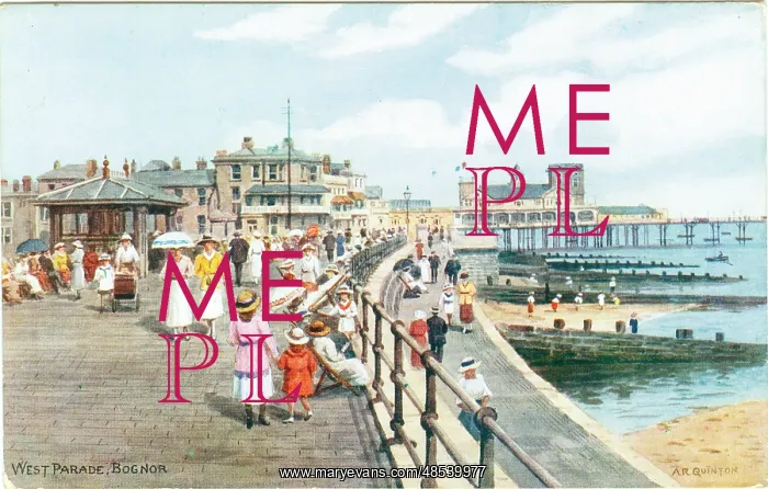 : Sightseers West Parade Bognor. Band stand and pier : Sightseers West Parade Bognor. Band stand and pier