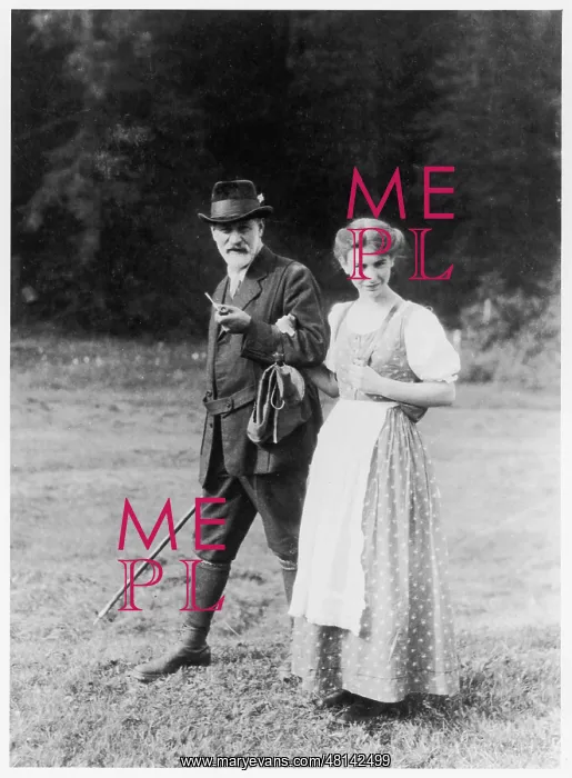 : Sigmund Freud and his daughter Anna in the Dolomites : Sigmund Freud and his daughter Anna in the Dolomites