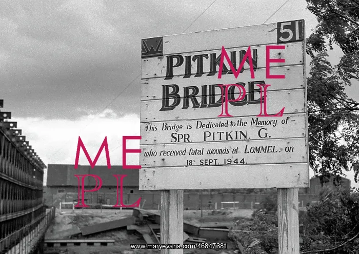 : Sign for Pitkin Bridge, WW2 : Sign for Pitkin Bridge, WW2