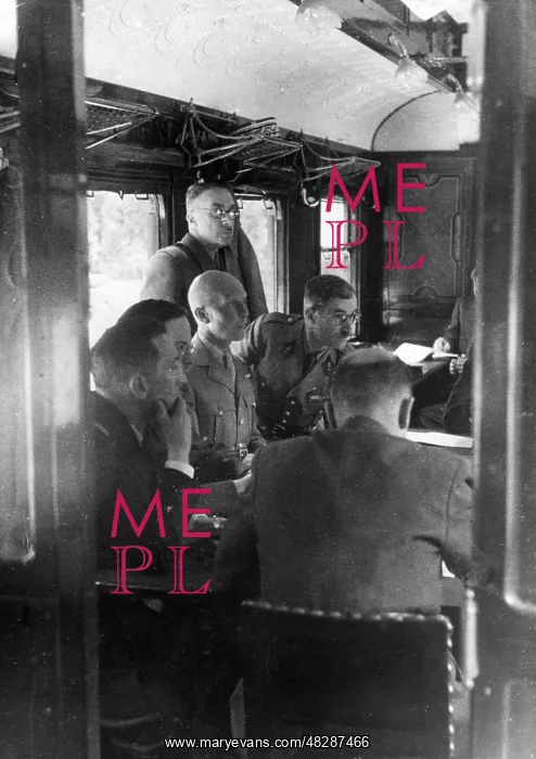 : Signing of the armistice at CompiEugne, 1940 : Signing of the armistice at CompiEugne, 1940