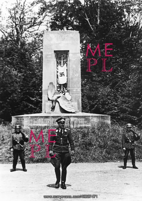 : Signing of the armistice at CompiEugne, 1940 : Signing of the armistice at CompiEugne, 1940