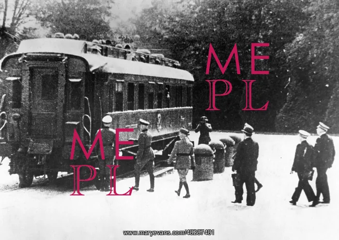 : Signing of the armistice at CompiEugne, 1940 : Signing of the armistice at CompiEugne, 1940