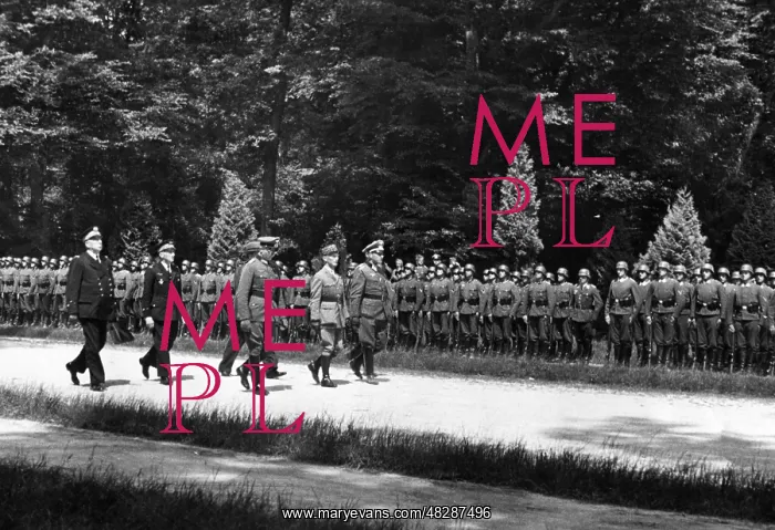 : Signing of the armistice at CompiEugne, 1940 : Signing of the armistice at CompiEugne, 1940