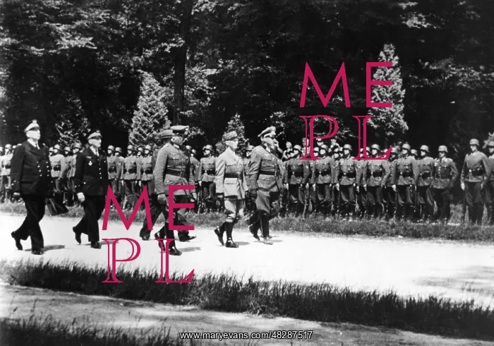 : Signing of the armistice at CompiEugne, 1940 : Signing of the armistice at CompiEugne, 1940