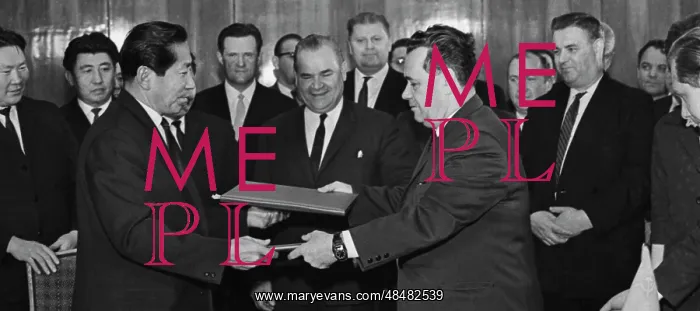 : Signing of Protocol on Trade for 1968 between USSR and MPR : Signing of Protocol on Trade for 1968 between USSR and MPR