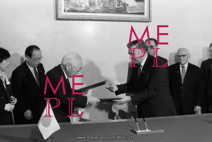 : Signing of scientific cooperation agreement : Signing of scientific cooperation agreement