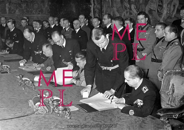 : Signing of the Tripartite Pact through Hungary : Signing of the Tripartite Pact through Hungary