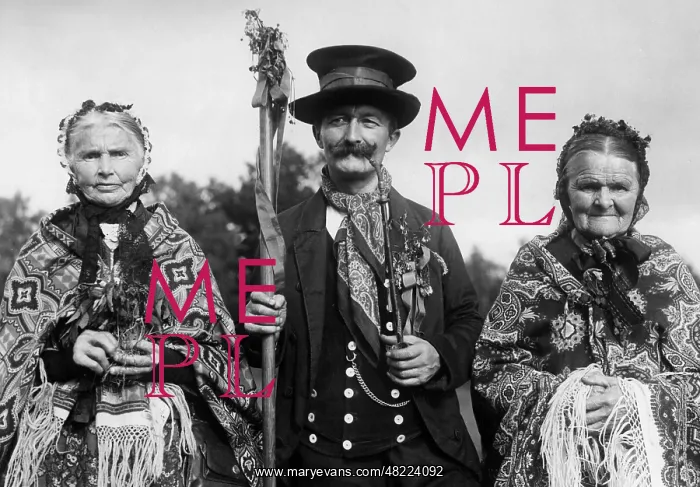 : Silesian traditional costumes : Silesian traditional costumes